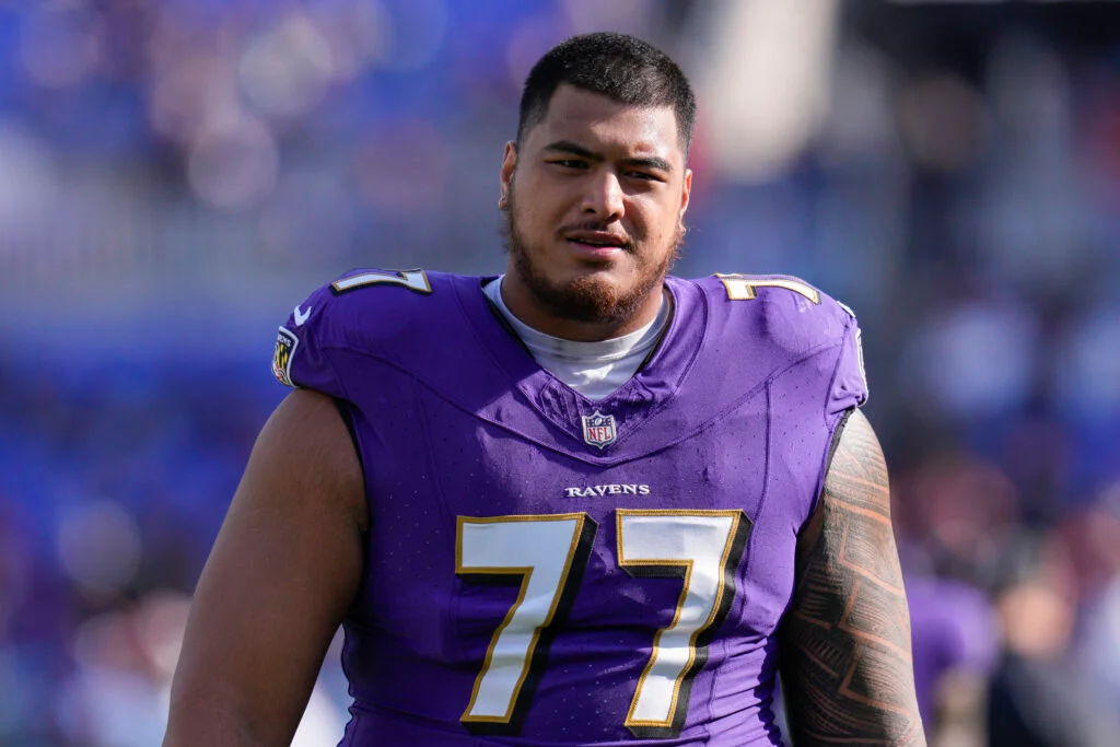 Jaguars add Faalele to shore up guard depth amid Mekari injury