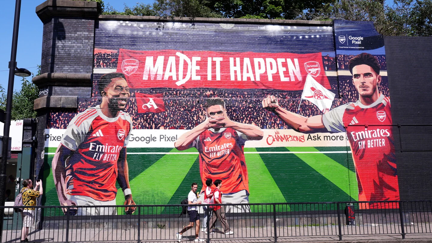 Arsenal clinches 2025-26 Premier League title, sparks trophy celebration in London