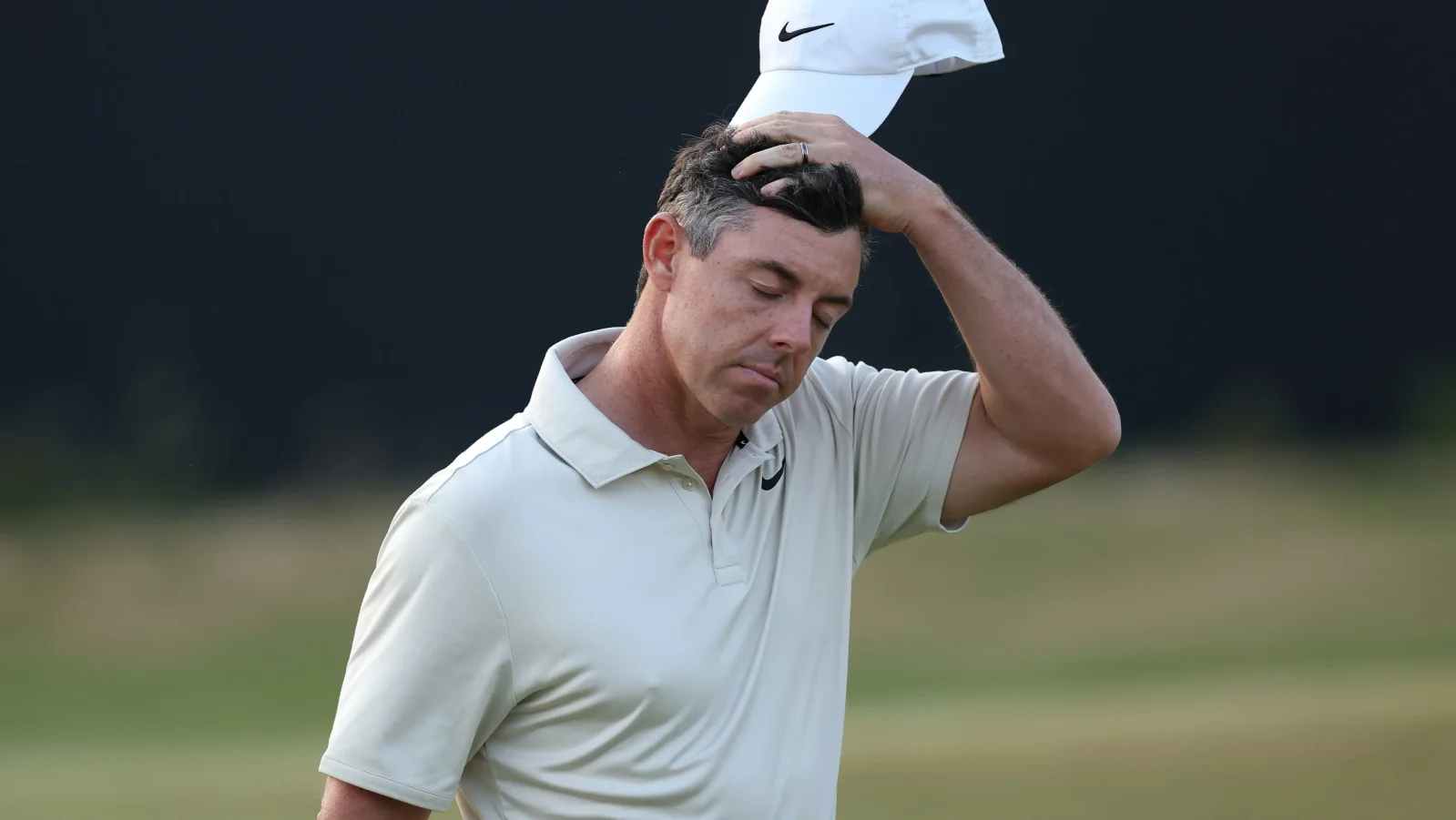 McIlroy Struggles with Inconsistent Open Greens at Royal Birkdale