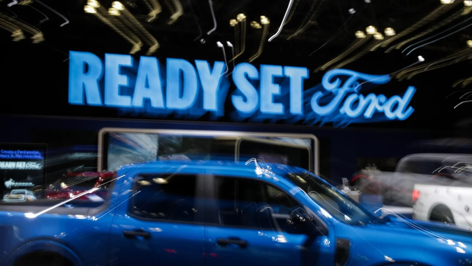 Ford poised for Q1 2026 results as earnings climb and restructuring costs roll in