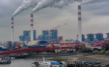China's Carbon Emissions Set to Peak in 2021, Research Shows