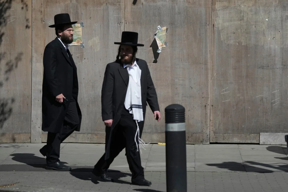 Starmer calls for tougher policing of Gaza protests after antisemitic attacks