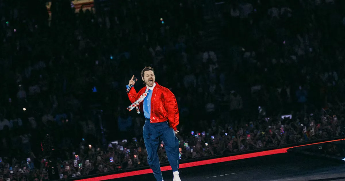 Harry Styles Launches 2026 Tour With Amsterdam Merch Pop-Ups and Pleasing Brand Experience