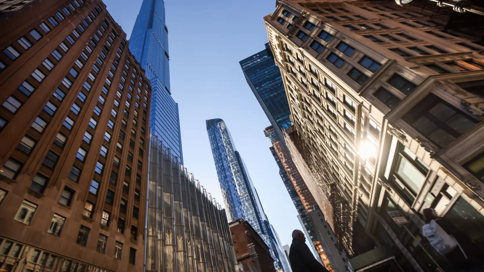 Manhattan luxury real estate stays resilient despite pied-à-terre tax