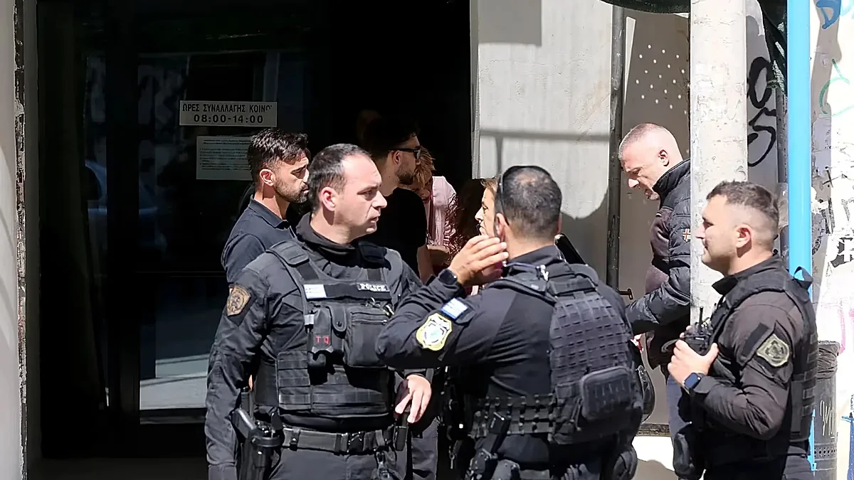 Gunfire in Central Athens: Suspect on the Run After Dual Shootings