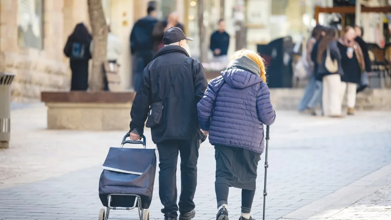 Aging is a mosaic: some cells age faster, study reveals