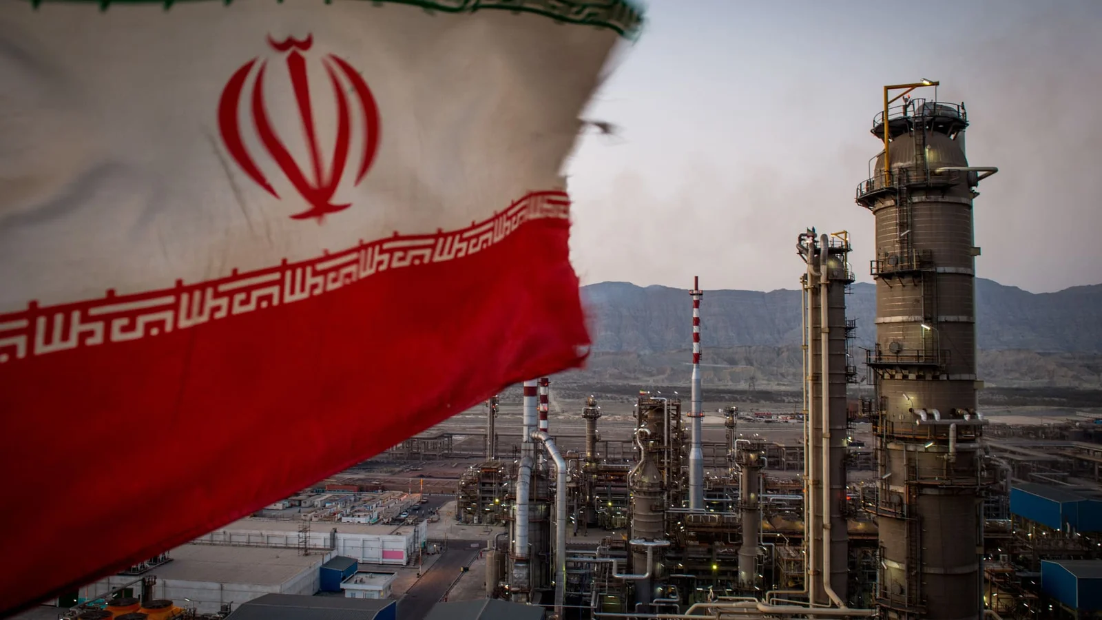 U.S. tightens Iran oil sales sanctions after tanker attacks near Hormuz