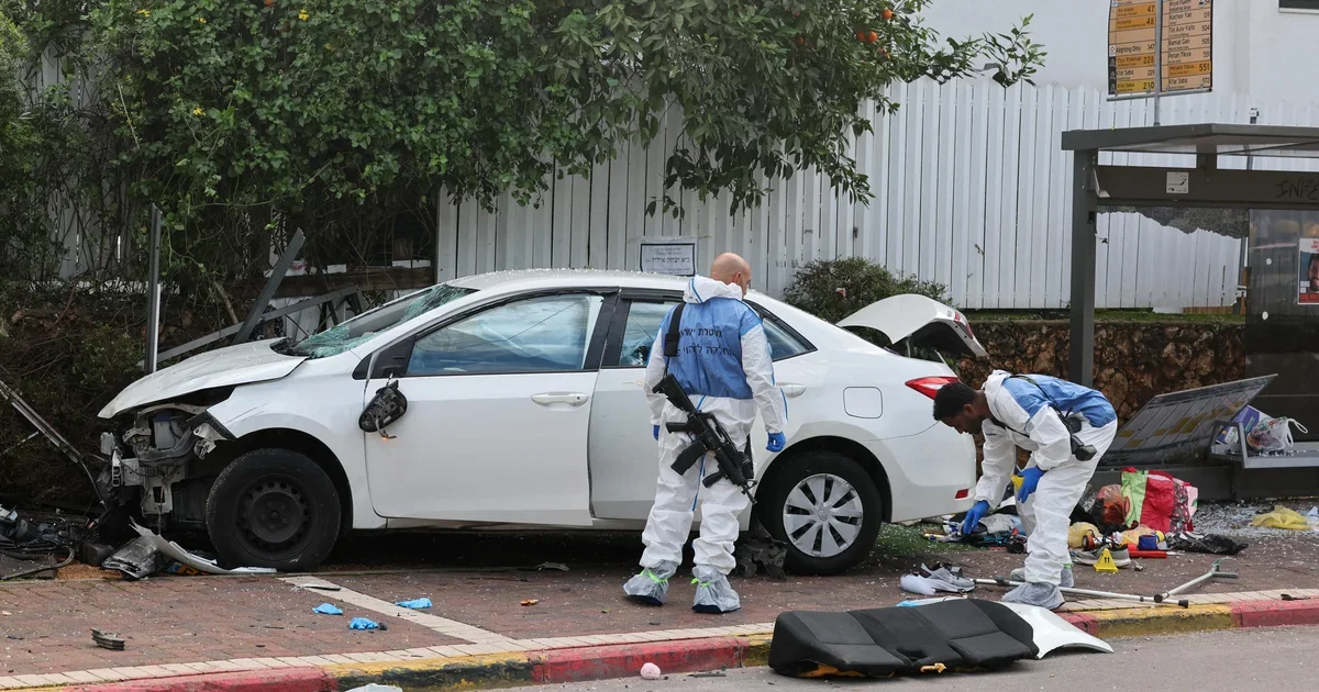 "Deadly Terrorist Ramming Attack in Raanana, Israel: 1 Killed, 2 Suspects Detained"