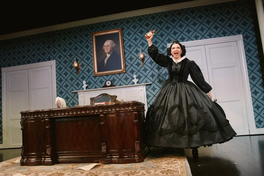 Maya Rudolph Extends Broadway Run of Oh, Mary! After Record-Setting Week