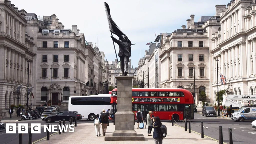 Banksy installs covert London statue; council says no permit