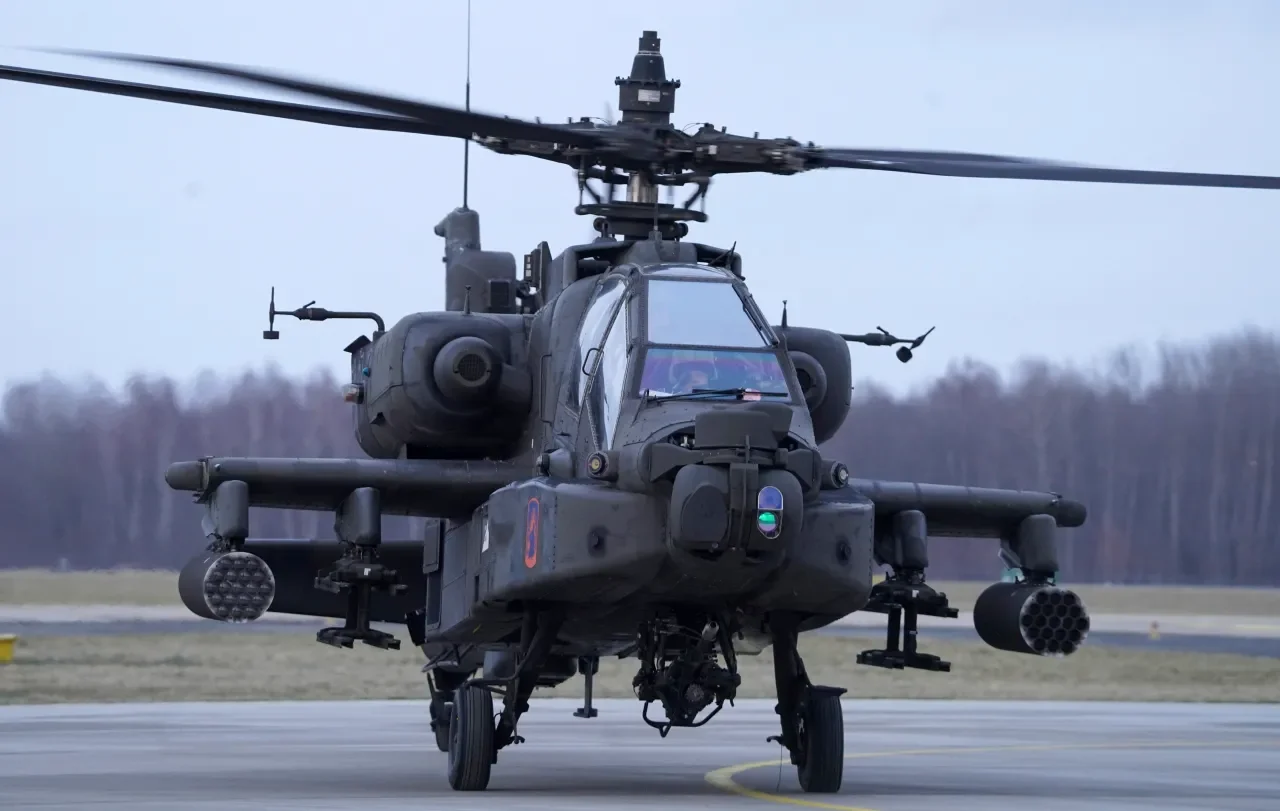 Tragic Training Flight: 2 Army Helicopters Crash in Alaska, Killing 3 Soldiers.