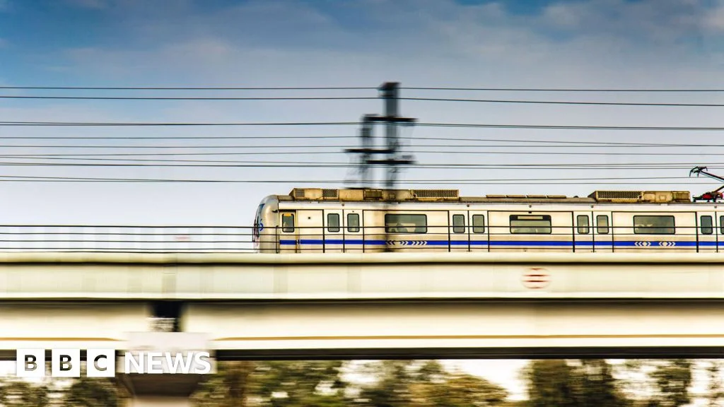 India's Metro Boom Leaves Passengers Behind