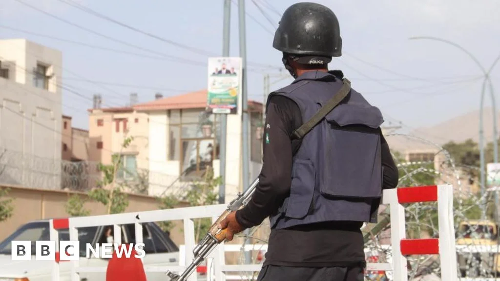 Gunmen Kill Nine Police at Balochistan Dam Site