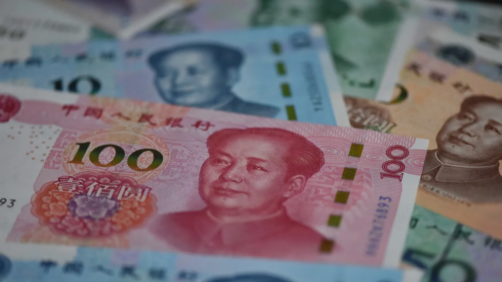 Yen Rally Pushes Traders to Eye CNH and CAD for Carry Trades