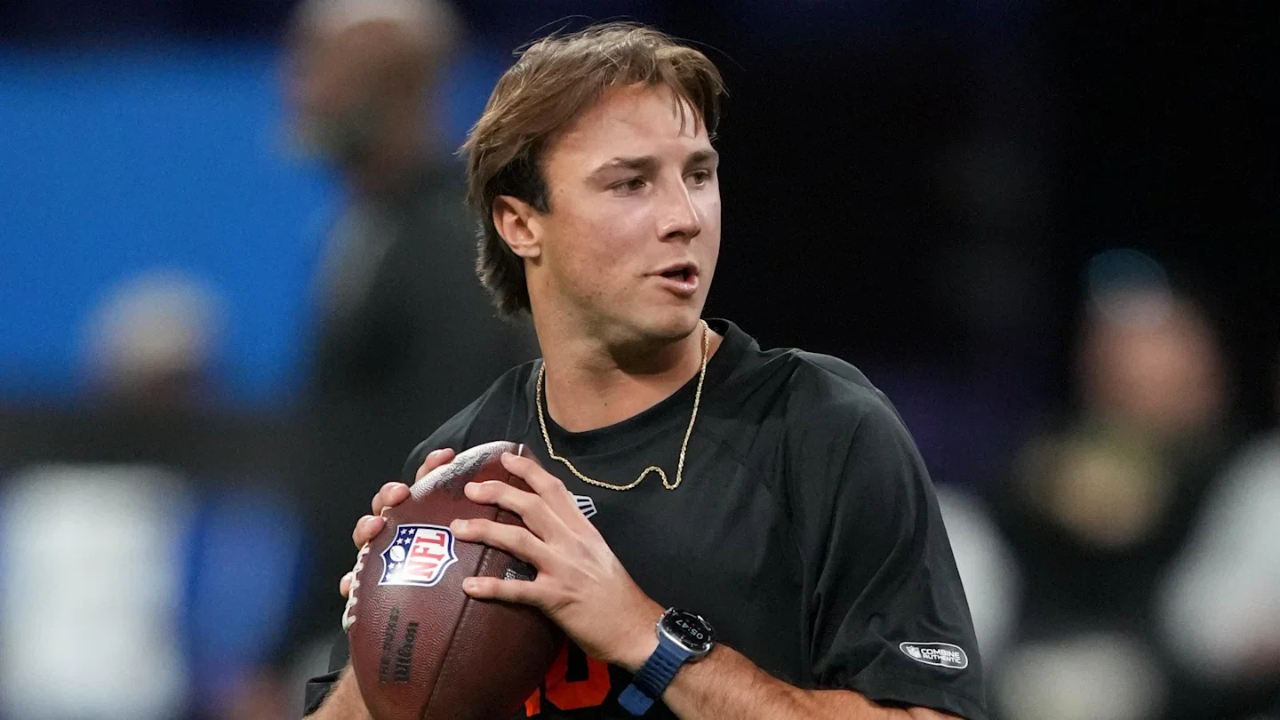 Jets' Cade Klubnik Impresses Early in Minicamp, Sparking Backup QB Hopes