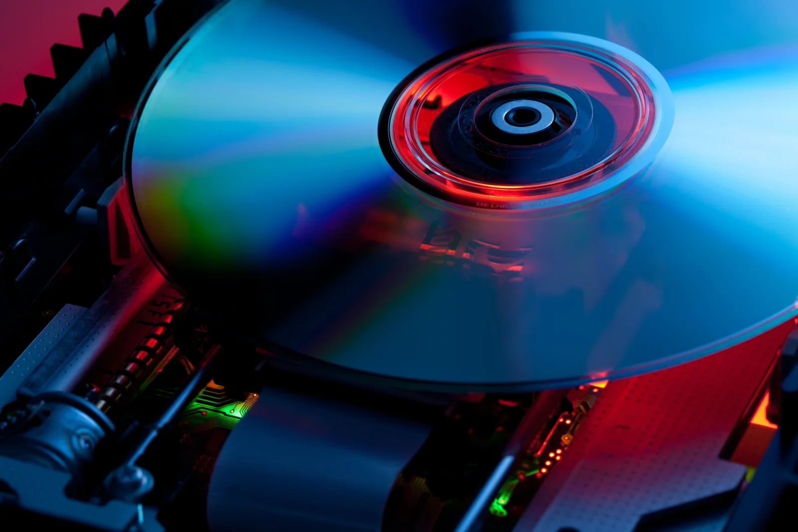 OmniDrive firmware unlocks legal backups for GameCube, Wii, and Xbox discs