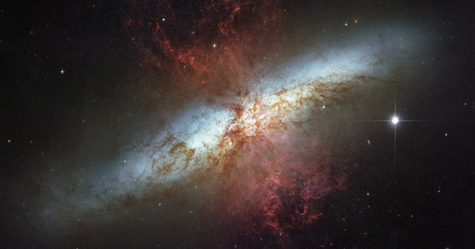 Webb Resolves 16.5 Million Stars in the Cigar Galaxy, Unveiling a Brief, Intense Starburst