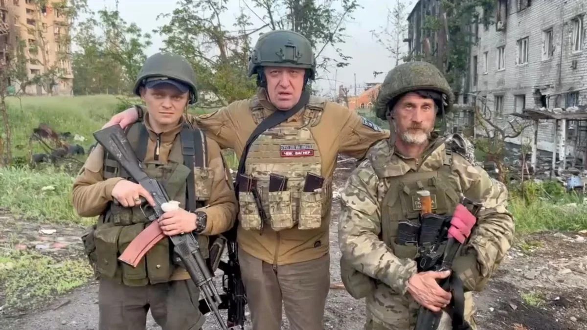 Wagner Group Detains Russian Officer Amid Tensions with Army.