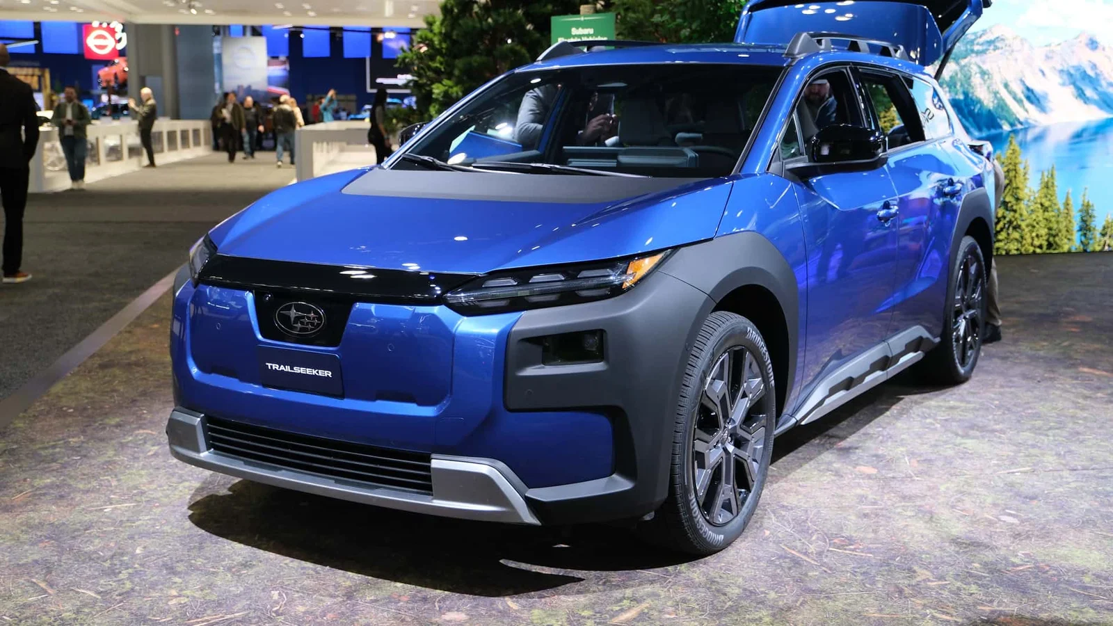 California's Expanded EV Rebate Covers 13 Automakers, with Price Cap Exemptions