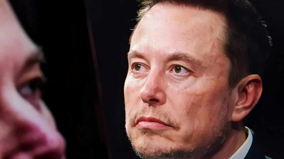 SpaceX reportedly teases a Grok-powered handheld AI to investors