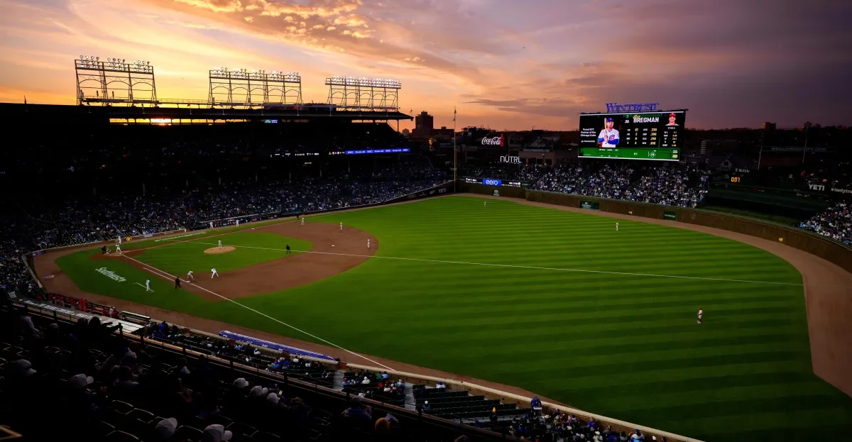 Cubs-Reds Game Moves Up Ahead of Storms