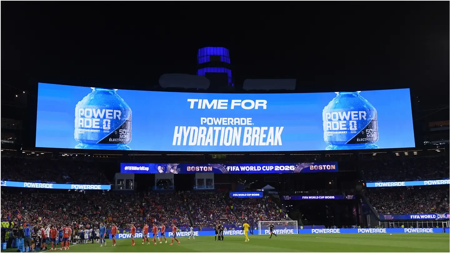 Van Dijk Criticizes World Cup Hydration Breaks as TV Breaks Spark Debate