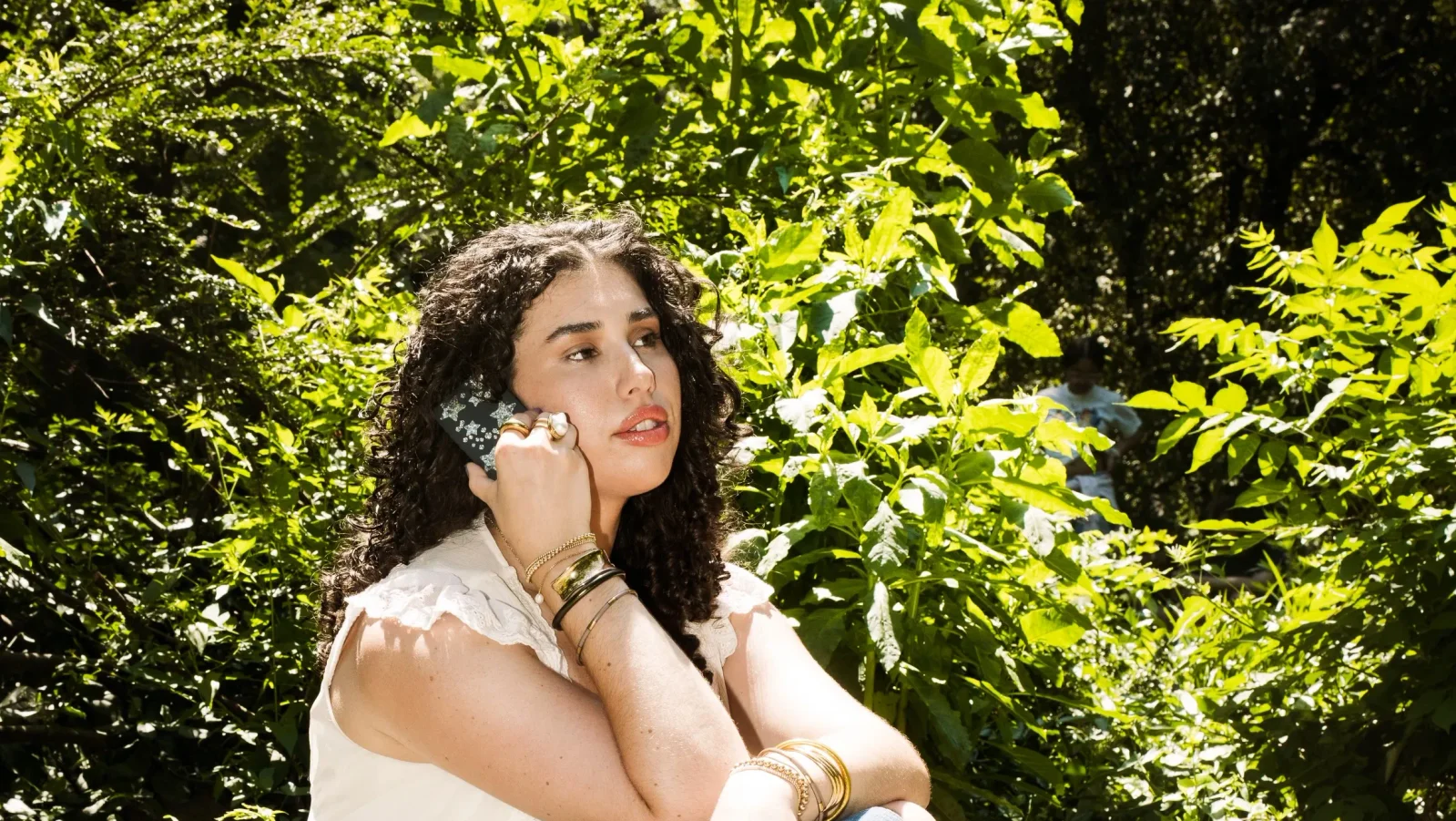 Unplugged for a Month: A Reporter’s Trial with a Dumb Phone