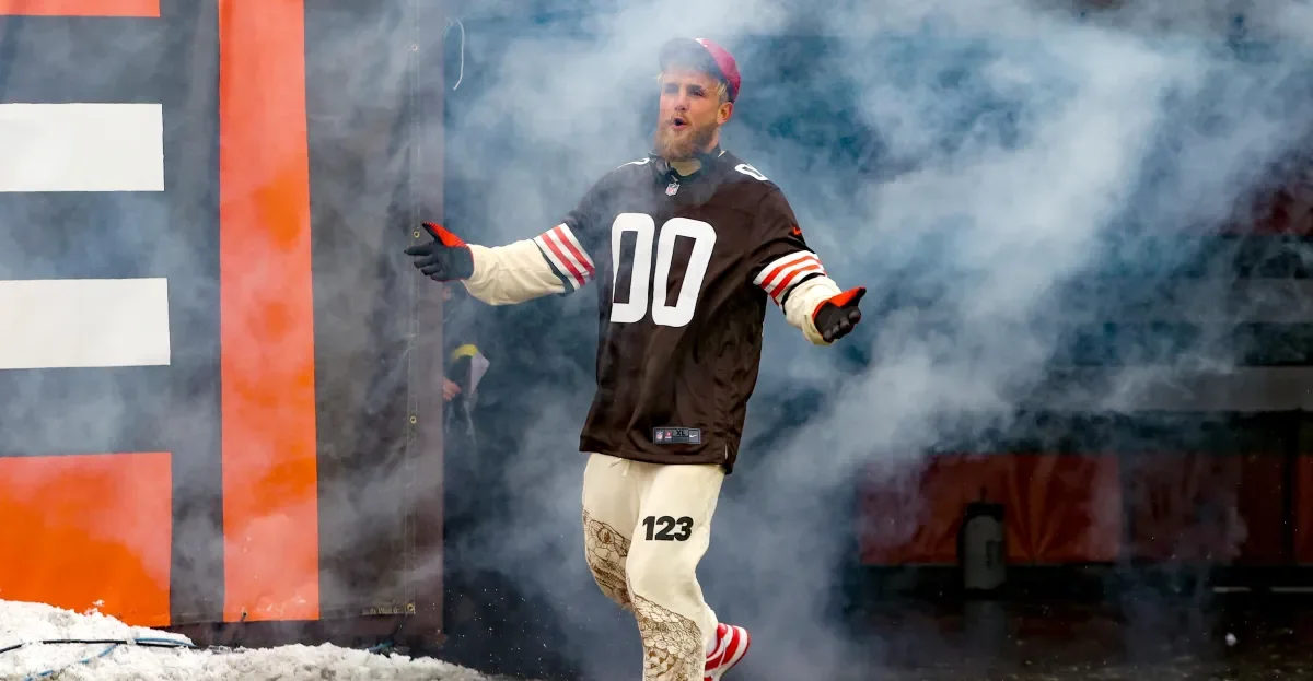 Paul bets he’d thrive in the NFL while doubling down on boxing bravado