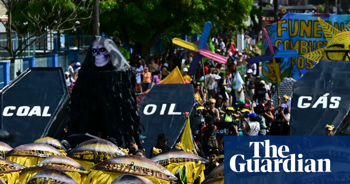 Colombia launches global push to move beyond fossil fuels at Santa Marta