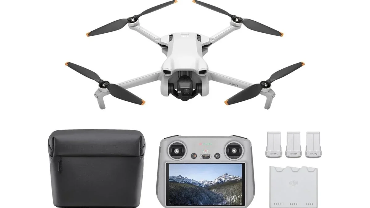 Amazon Slashes DJI Mini 3 Fly More Kit to $499, Includes Built-In Screen Controller
