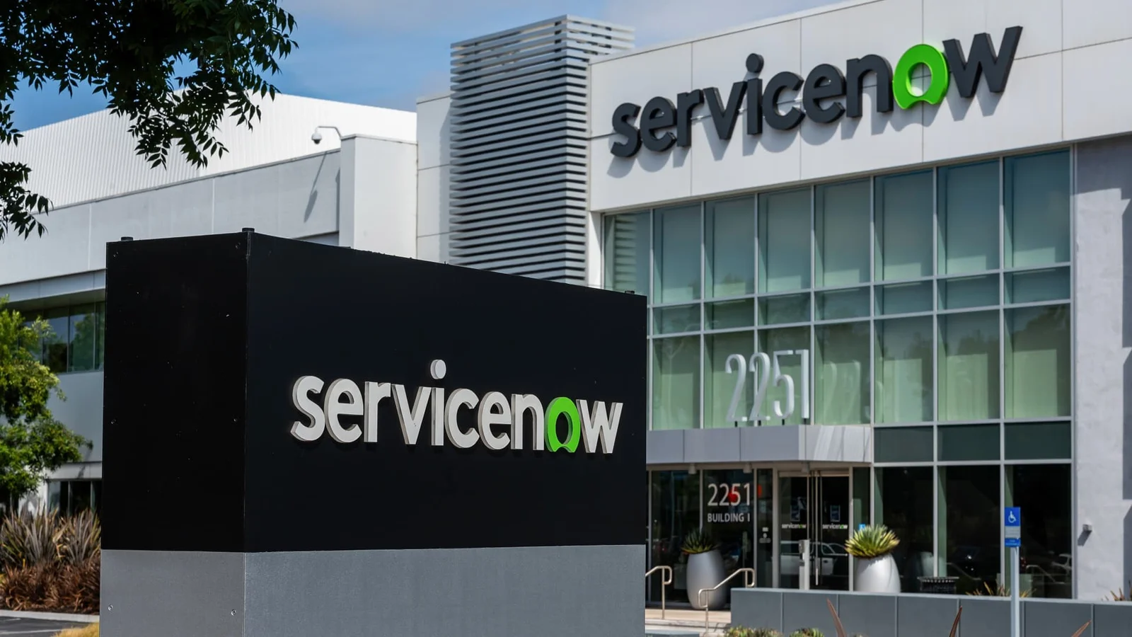 AI disruption fears drag software stocks after ServiceNow and IBM results