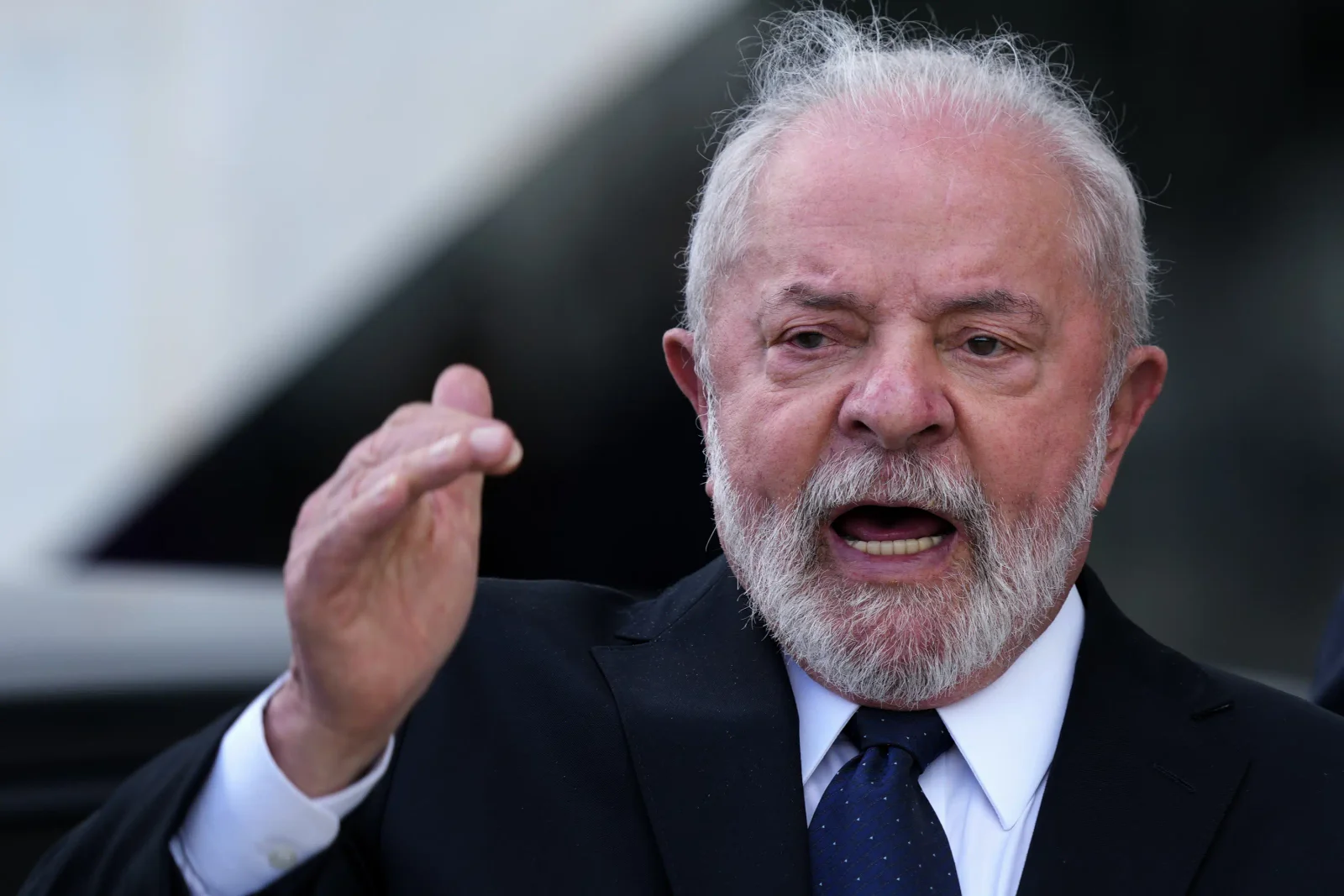 Lula's China Visit: Trade, Peace, and Potential Controversy