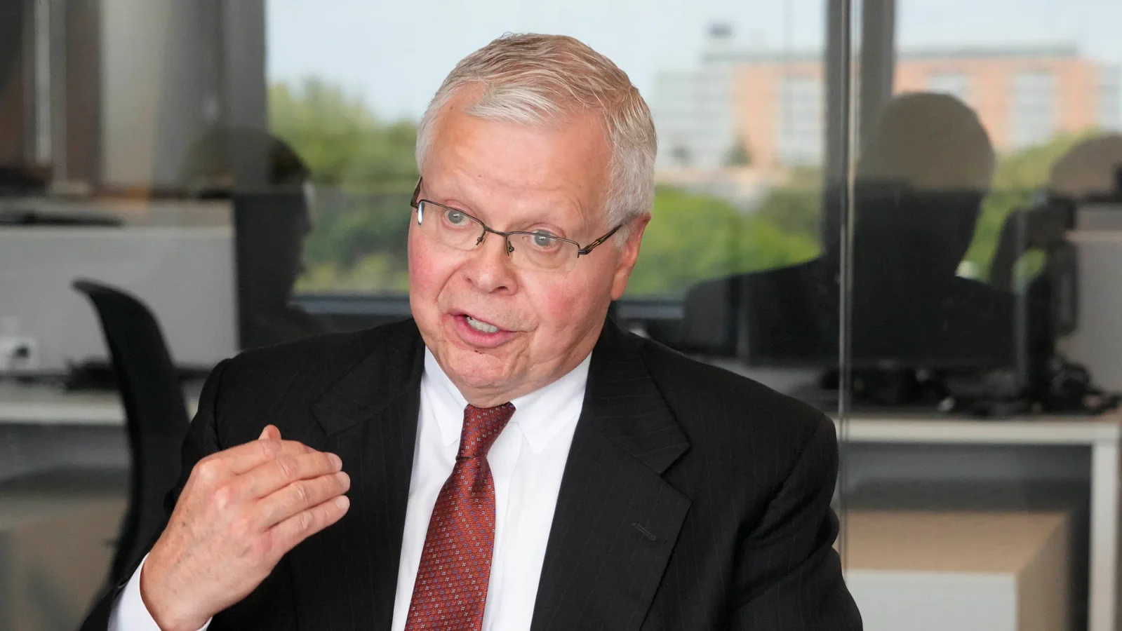 Weak contract blamed for UW president's firing, signaling tougher next hire