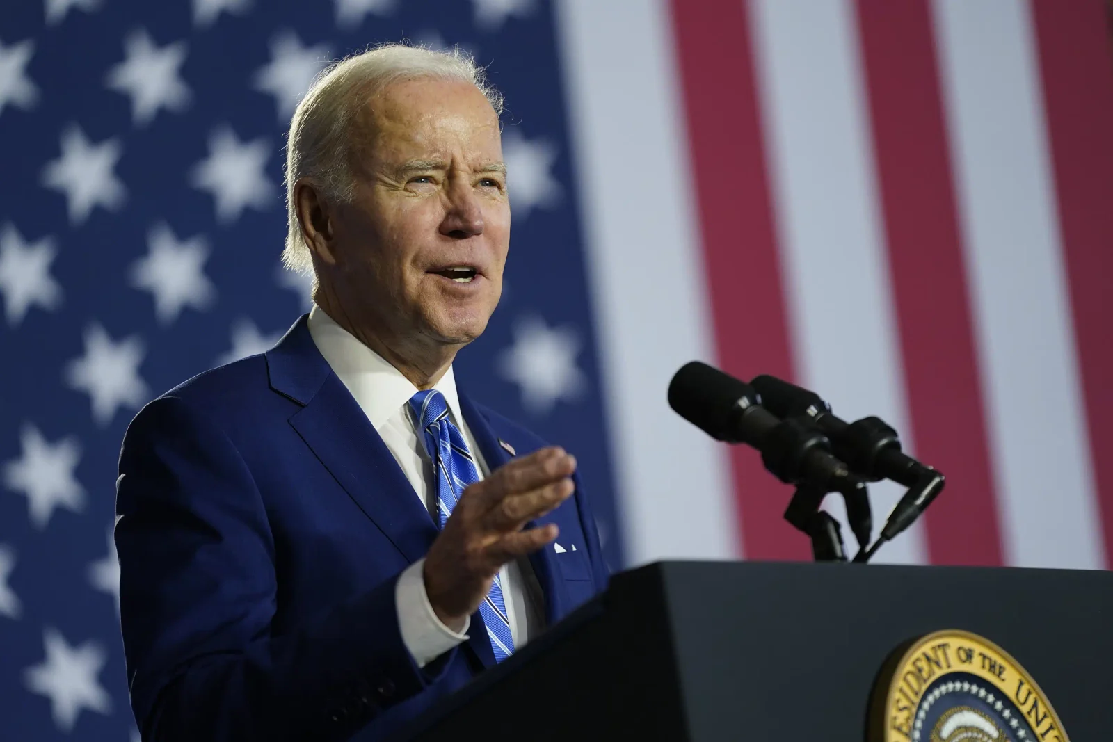 Biden to Increase Health Care Access for Some Migrants