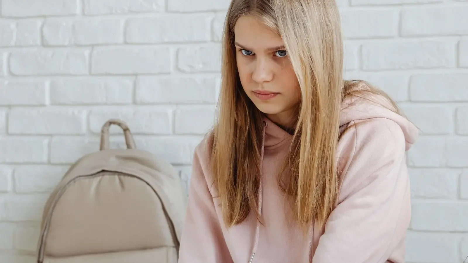 The Gift That Didn’t Arrive: A Sleepover Birthday Tests a Teen Friendship