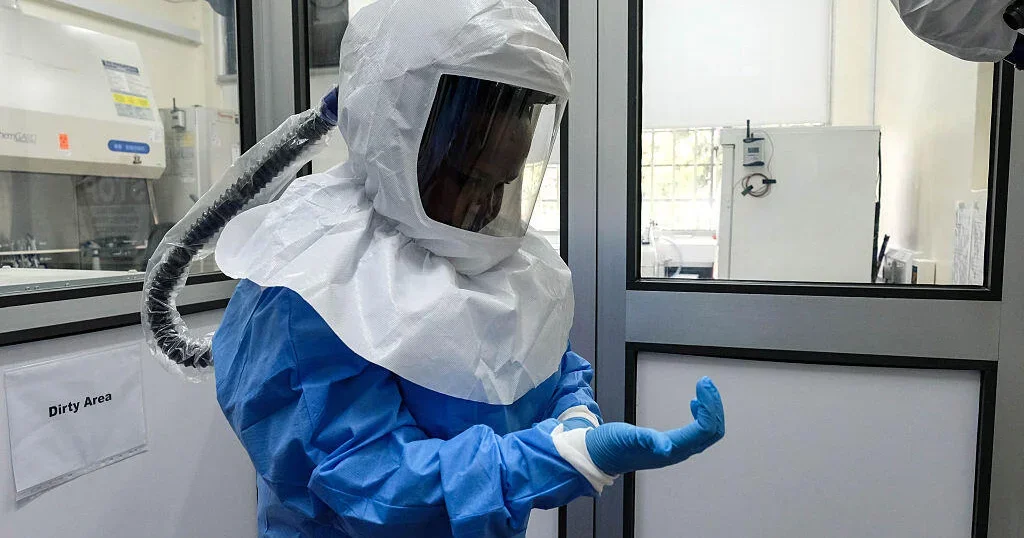 Uganda closes border with Congo to curb Ebola spread