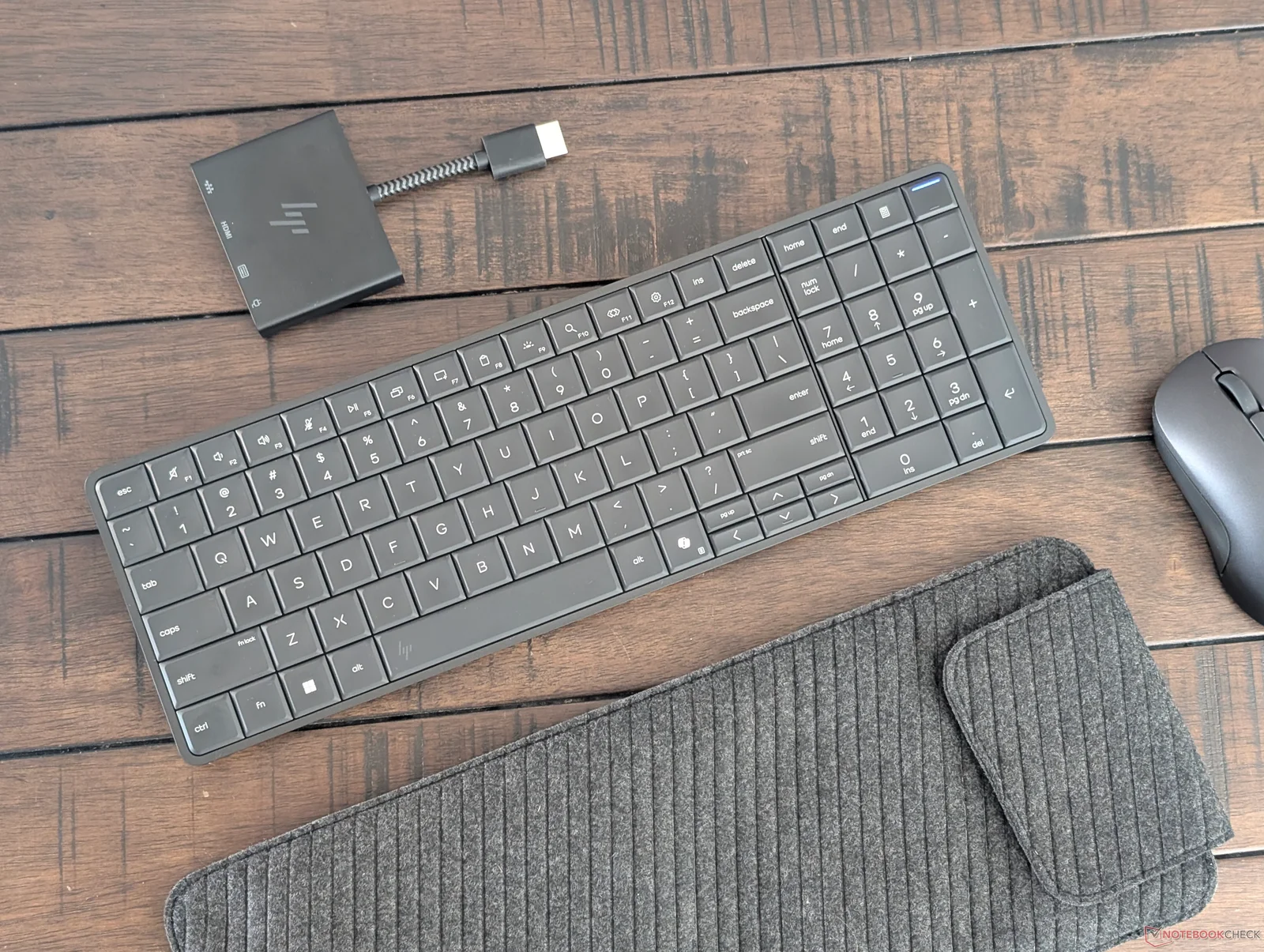 HP EliteBoard G1a AI: The keyboard PC that trades ports for desk space