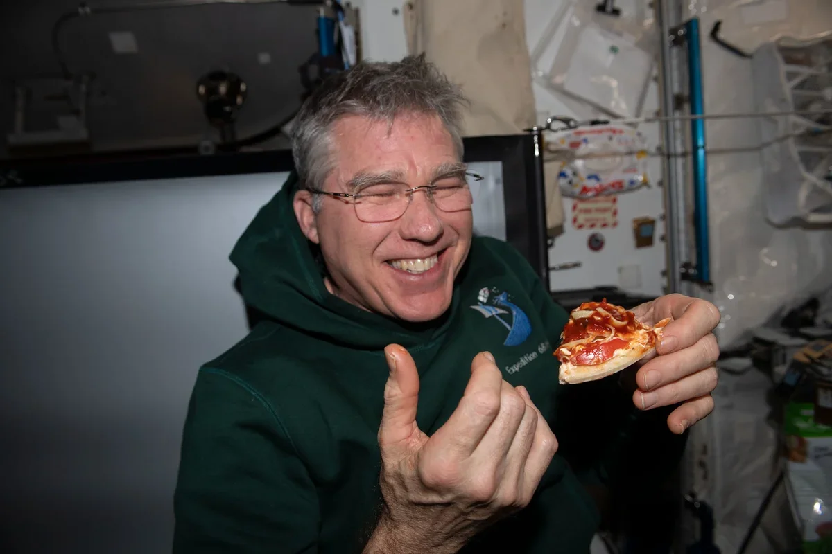Eating in Zero-G: Microgravity’s Impact on Taste, Chewing, and Hydration