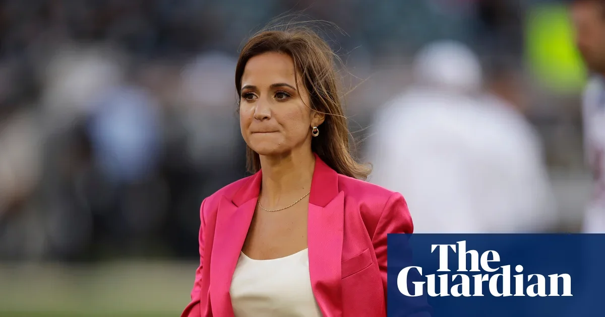 NFL Reporter Resigns After Vrabel Photo Controversy Triggers Review