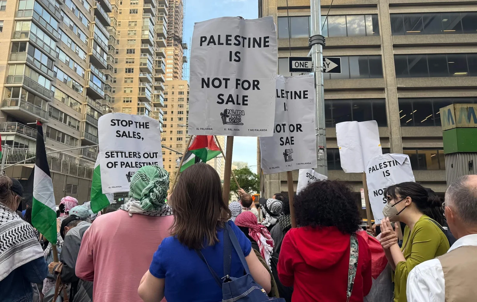 Park East Synagogue protest tests NYC's new buffer-zone law