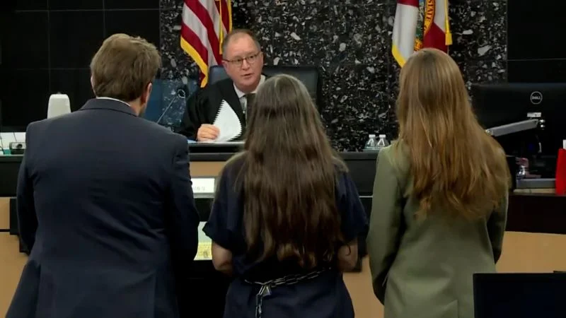 'Killer Clown' Sheila Keen-Warren Takes Plea Deal for 1990 Florida Murder