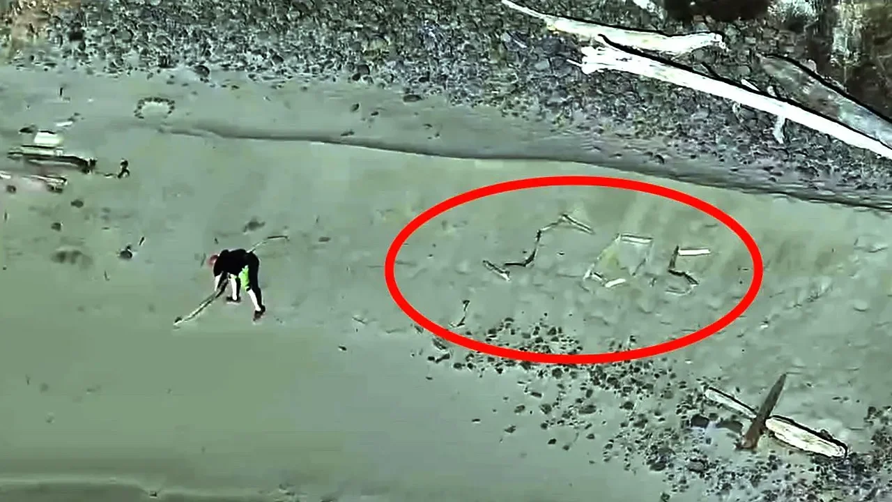 Tide traps trio at Lost Boy Beach prompt rope-assisted rescue in Oregon