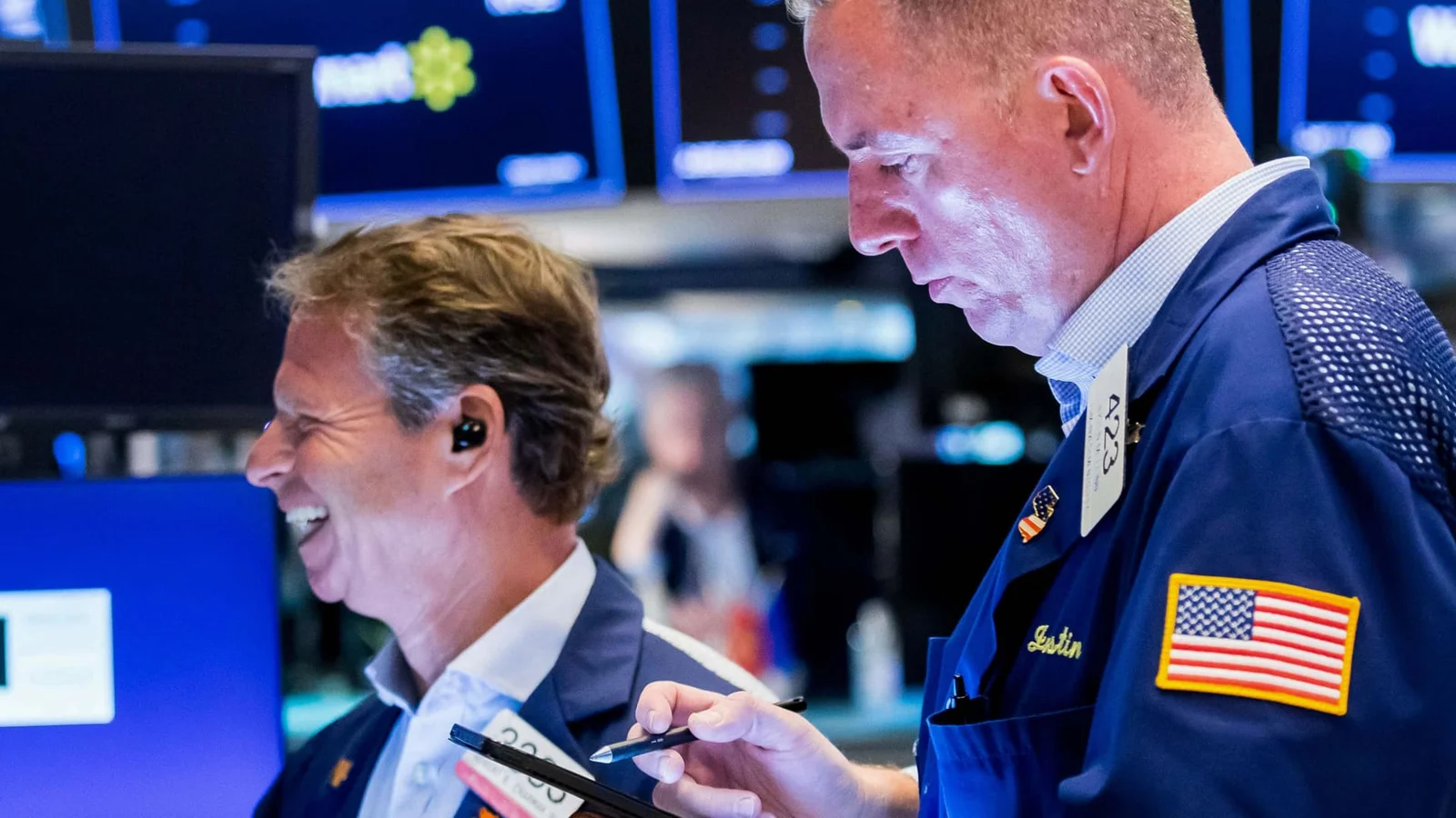 Bullish Outlook: Tech and Streaming Stocks Rise as Market Process Continues.