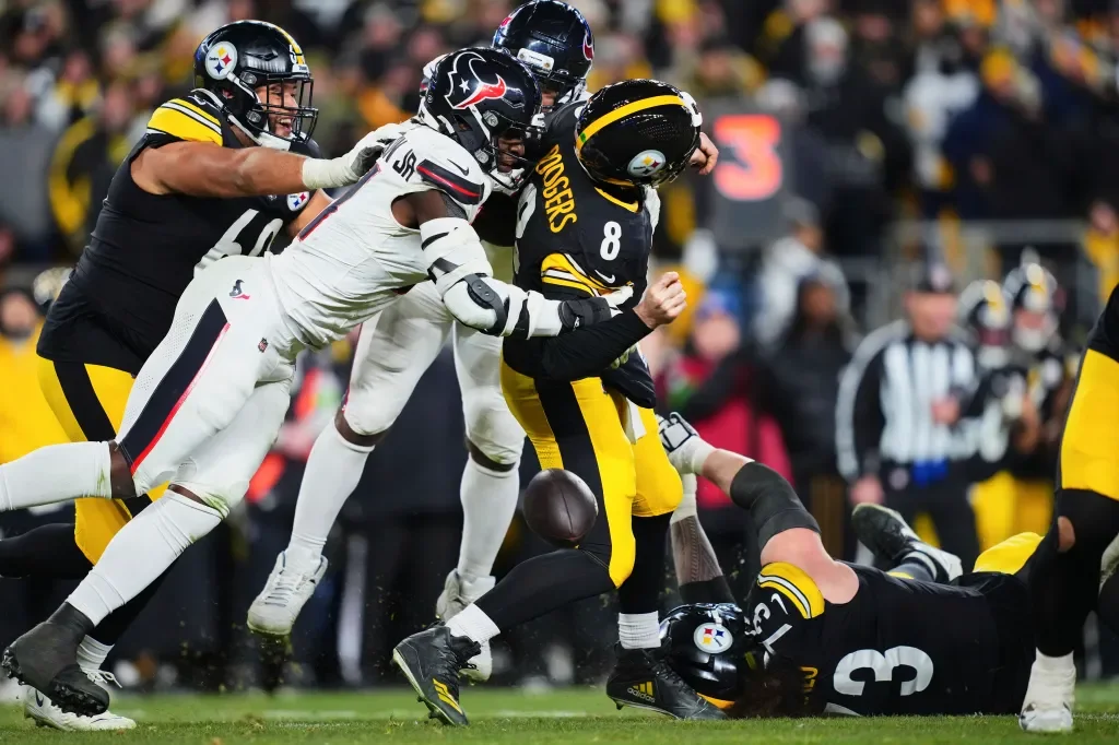 DOJ Probes NFL Media Deals for Antitrust Risk