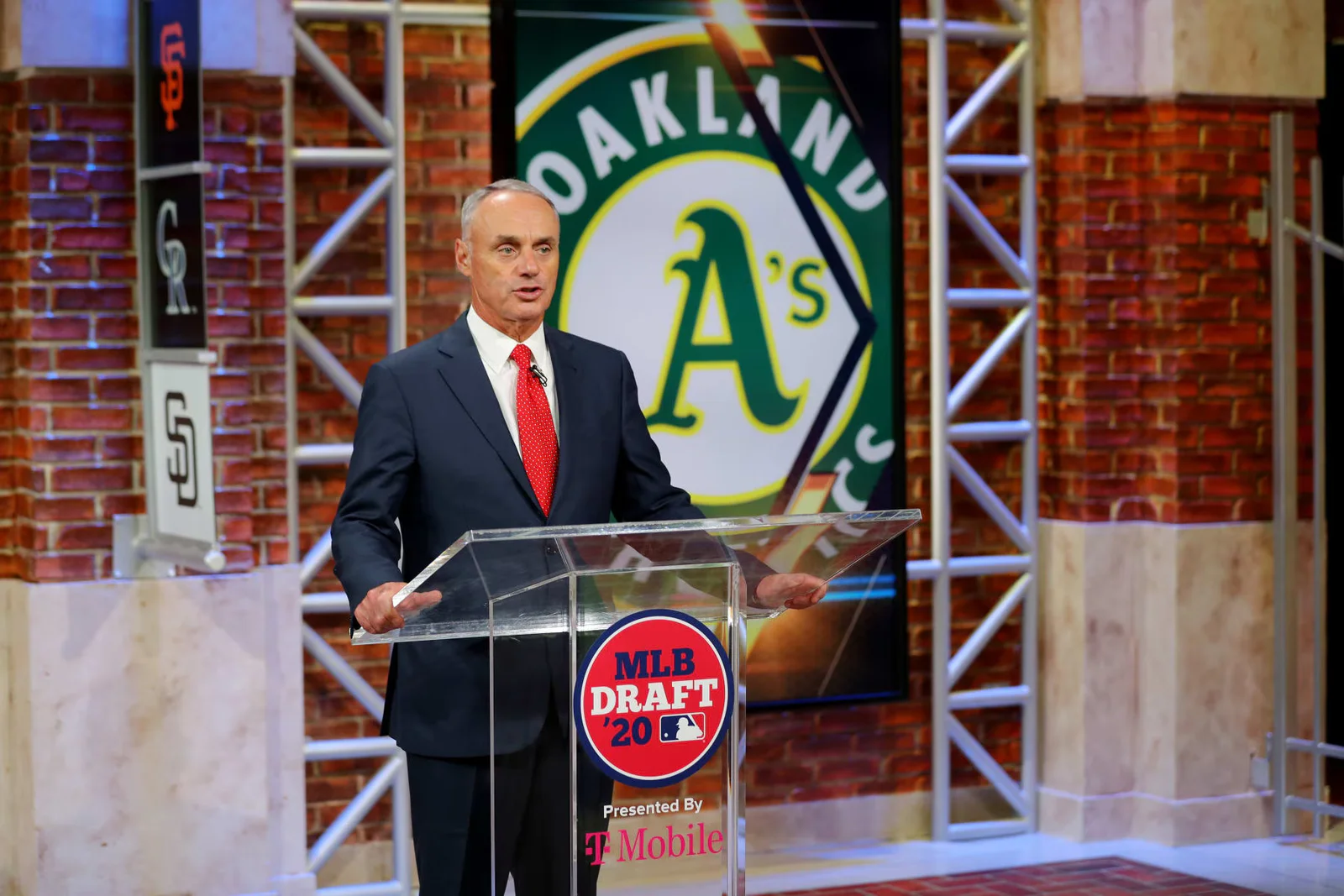MLB Commissioner Apologizes for A's Move to Vegas, Blames Oakland Government.