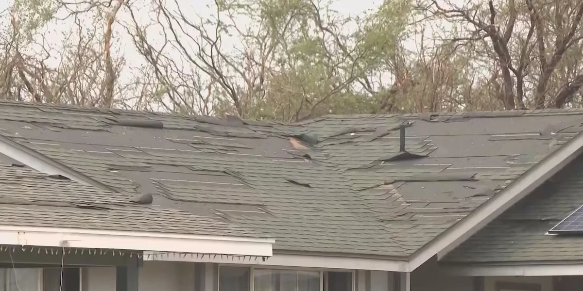 West Kauai Braces for Cleanup After Hurricane Lowell