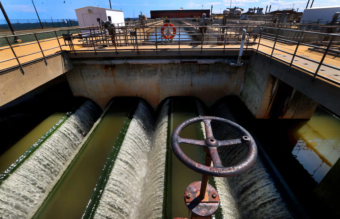 Massachusetts Ends Biobot Wastewater Surveillance Contract as In-House Monitoring Expands