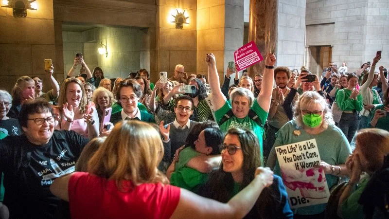 Abortion Bans Rejected in GOP-controlled Nebraska and South Carolina