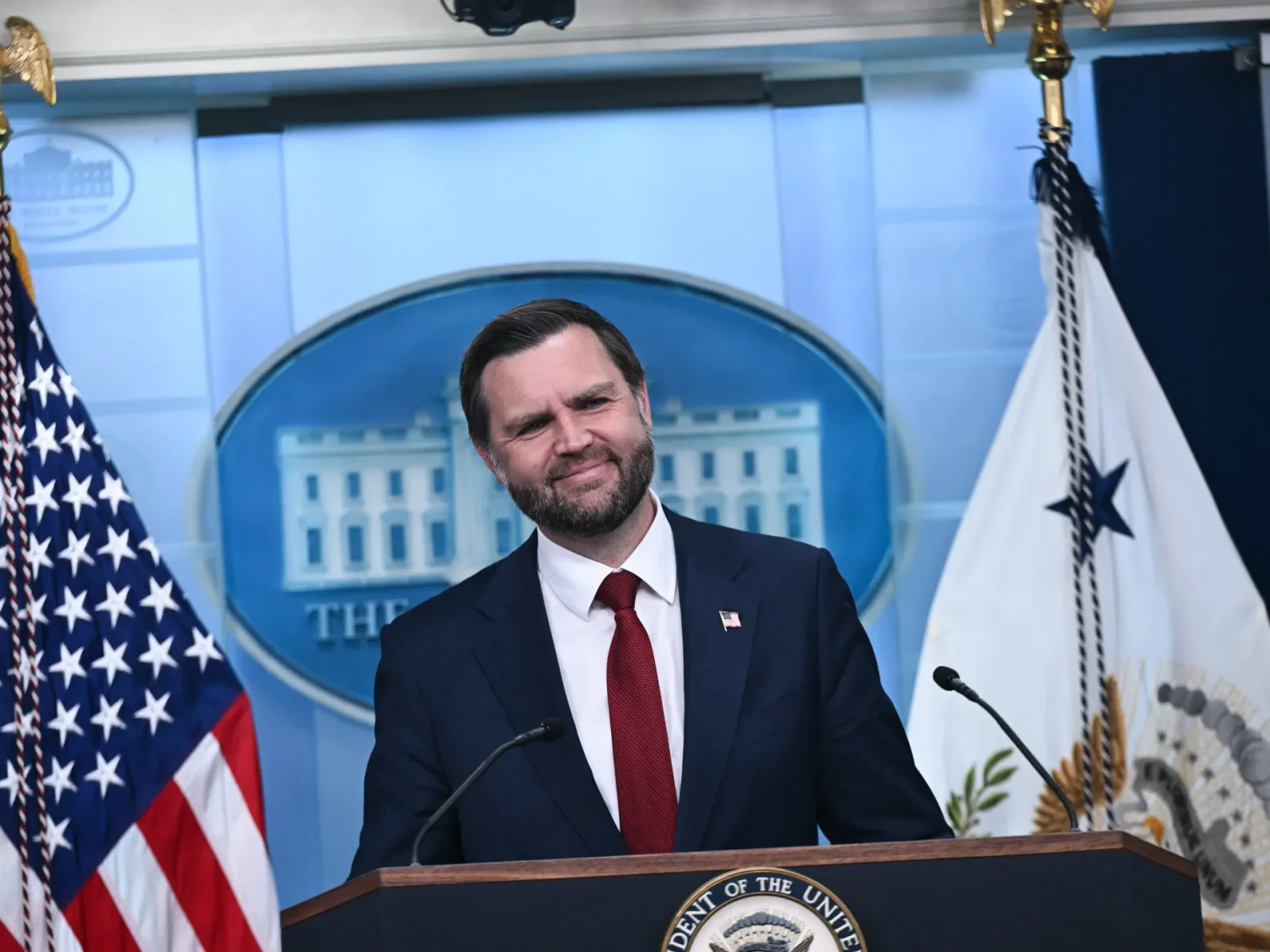Midterm Temptation: US-Iran Tensions Hover Between Restraint and Escalation