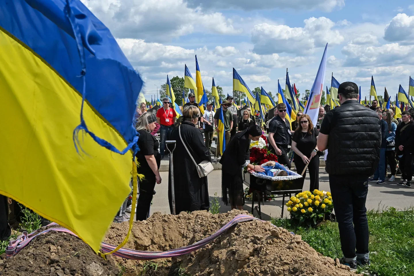 Zelensky's Visit to Germany Strengthens Ukraine's Military Support